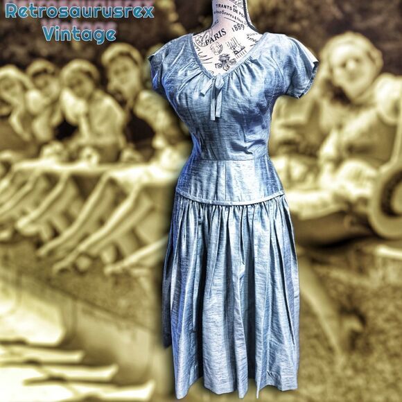𝅺vintage 1950’s Old Hollywood Special Event Circle Skirt Blue Dress, Small - Picture 4 of 9